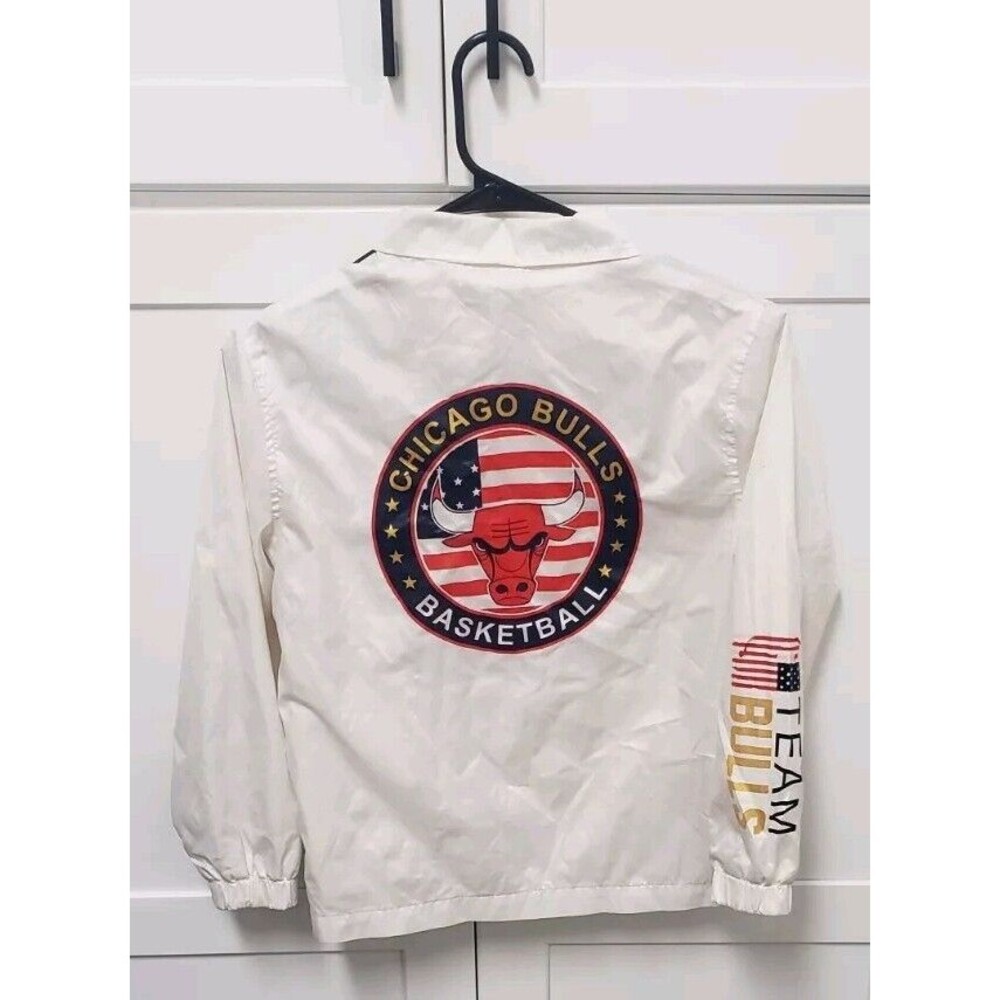 NBA Chicago Bulls White Polyester Size Kids Small (8) - 90's Team Bulls Snap Up - Picture 3 of 5